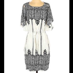 New York and Company cold shoulder, scoop neck, gorgeous spring dress, M